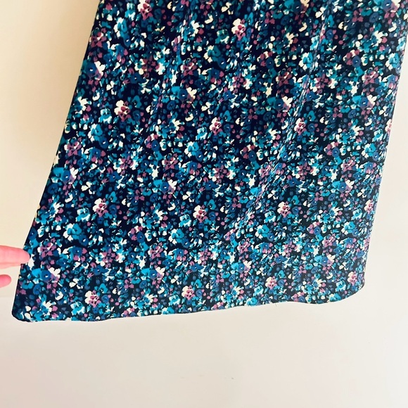 Floral A-Line Bohemian Flow Women's Navy Rayon Skirt Size Large LCSW Camrose - Picture 7 of 12